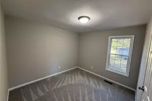 8111 Oak Arbor Rd, Greensboro, NC 27455 - Photo 21