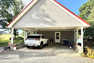 1517 Buffalo Rd, Sandy Ridge, NC 27046 - Photo 3