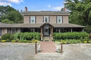 1307 Oakridge Farm Hwy, Mooresville, NC 28115 - Photo 3