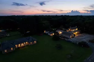 1307 Oakridge Farm Hwy, Mooresville, NC 28115 - Photo 9