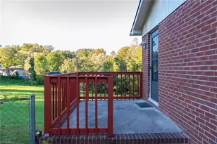 2 Worthdale Ct, Winston-Salem, NC 27103 - Photo 17