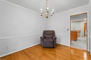 801 Gretchen Ln, Greensboro, NC 27410 - Photo 17