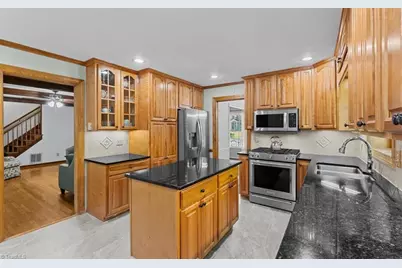 801 Gretchen Lane, Greensboro, NC 27410 - Photo 13