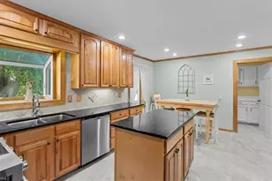 801 Gretchen Ln, Greensboro, NC 27410 - Photo 15