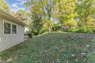 2703 W Florida St, Greensboro, NC 27407 - Photo 23