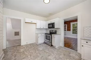 909 Burlington Ave, Gibsonville, NC 27249 - Photo 9