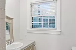 2608 Stratford Dr, Greensboro, NC 27408 - Photo 17