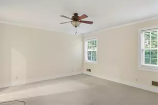 2608 Stratford Dr, Greensboro, NC 27408 - Photo 15