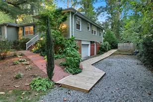 2608 Stratford Dr, Greensboro, NC 27408 - Photo 43