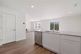 255 Mitchell St, Walnut Cove, NC 27052 - Photo 13