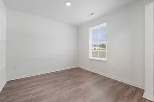 255 Mitchell St, Walnut Cove, NC 27052 - Photo 7