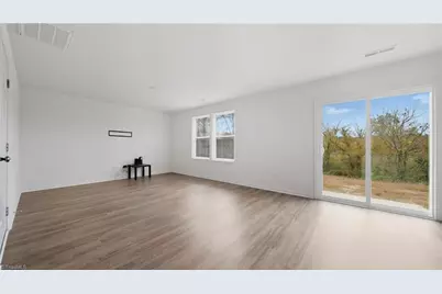 255 Mitchell Street, Walnut Cove, NC 27052 - Photo 17