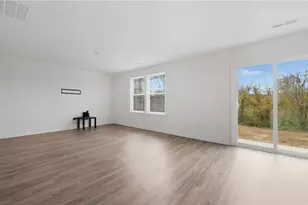 255 Mitchell St, Walnut Cove, NC 27052 - Photo 17