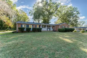 1920 Echo Trail, Pfafftown, NC 27040 - Photo 3