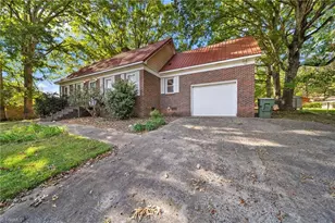 1314 Shady Oak Trail, Gastonia, NC 28052 - Photo 3