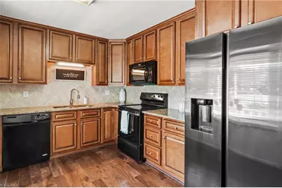 117 Chrisfield Circle, Winston-Salem, NC 27104 - Photo 5