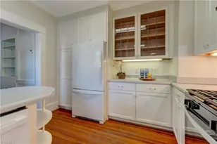 207 Aberdeen Terrace, Greensboro, NC 27403 - Photo 9