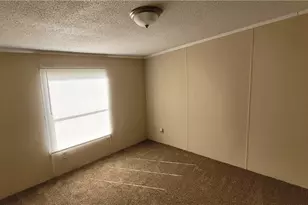 724 Creek Ridge Rd, Greensboro, NC 27406 - Photo 7