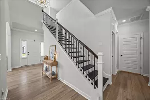 7267 Huntgate Dr, Kernersville, NC 27284 - Photo 5