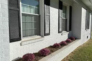 149 Vance St, Dobson, NC 27017 - Photo 5