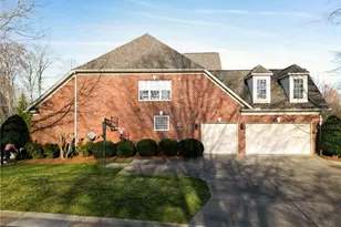 102 Salem Village Ct, Clemmons, NC 27012 - Photo 3