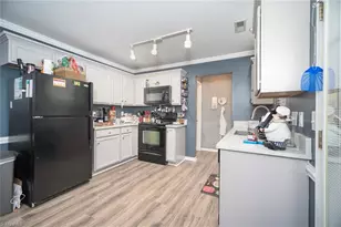 3569 Sydney Oaks Dr, Browns Summit, NC 27214 - Photo 11