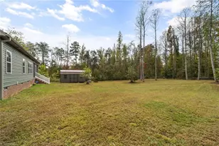 4045 Clapp Mill Rd, Burlington, NC 27215 - Photo 39