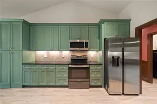 4045 Clapp Mill Rd, Burlington, NC 27215 - Photo 17