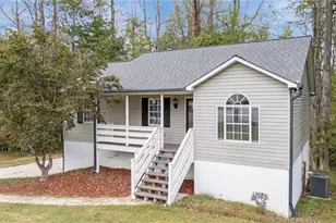 18 Candlestick Dr, Thomasville, NC 27360 - Photo 3