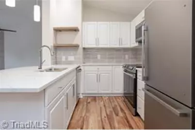 3725 Morris Farm Drive #3B, Greensboro, NC 27409 - Photo 9