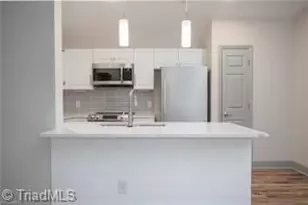 3725 Morris Farm Dr, Greensboro, NC 27409 - Photo 11