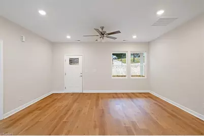 118 Aspen Street, Yadkinville, NC 27055 - Photo 9