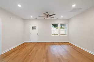 118 Aspen St, Yadkinville, NC 27055 - Photo 9