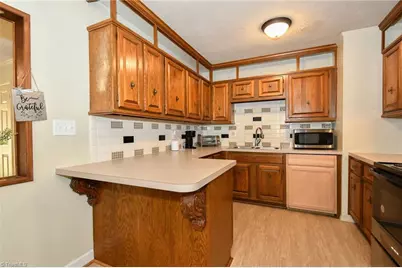 627 Spring Garden Circle, High Point, NC 27260 - Photo 11