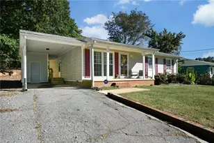 627 Spring Garden Cir, High Point, NC 27260 - Photo 3