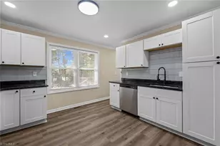 1226 Lewis St, Eden, NC 27288 - Photo 7