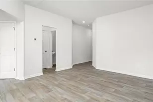 200 Canopy Dr, Graham, NC 27253 - Photo 5