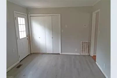 305 Broad Street, Reidsville, NC 27320 - Photo 17