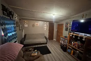 322 Sam Fulk Rd, Pilot Mountain, NC 27041 - Photo 5