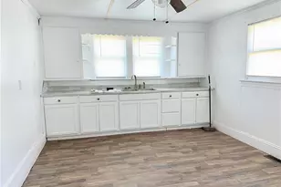 826 Summit Rd, Eden, NC 27288 - Photo 9