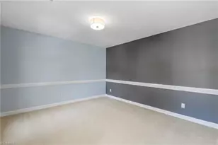 1203 Westminster Dr, Greensboro, NC 27410 - Photo 27