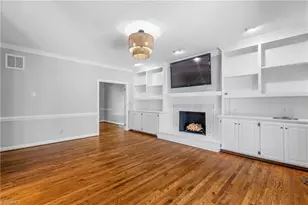 1203 Westminster Dr, Greensboro, NC 27410 - Photo 15