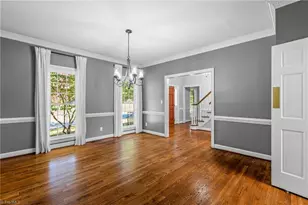 1203 Westminster Dr, Greensboro, NC 27410 - Photo 5