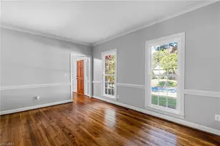 1203 Westminster Dr, Greensboro, NC 27410 - Photo 17