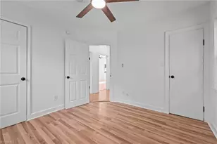 2906 Spring Garden St, Greensboro, NC 27403 - Photo 13