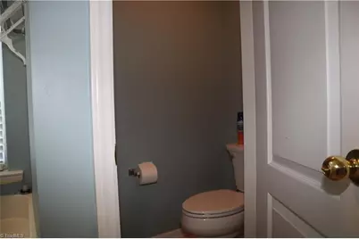 3310 Cherrybrook Drive, Jamestown, NC 27282 - Photo 21