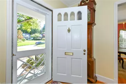 223 E Avondale Drive, Greensboro, NC 27403 - Photo 5