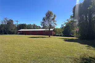 2417 Thurmond Rd, Thurmond, NC 28683 - Photo 5