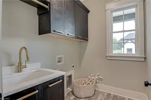 1181 Maple Chase Ln, Winston-Salem, NC 27106 - Photo 21