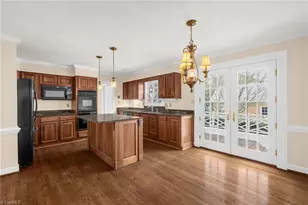 6001 Muirfield Dr, Greensboro, NC 27410 - Photo 7